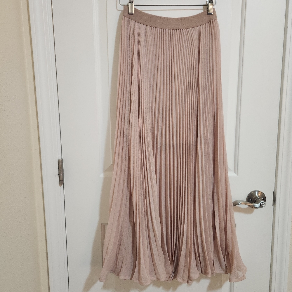 BCBGMaxAzria Estel Maxi Pleated Maxi Skirt Bare Pink XXS - Picture 4 of 9